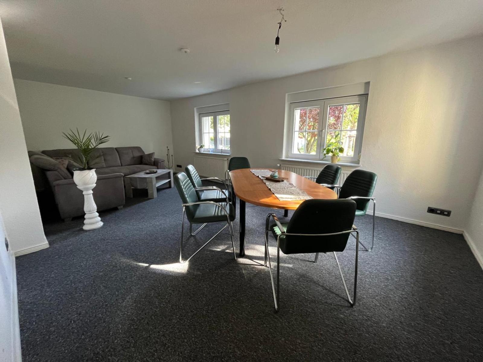 Frundsberg 24-ferienhaus, Zentral Im Herzen Berlins, Pkw-stellplatz Und W-lan Kostenlos Ferienhaus